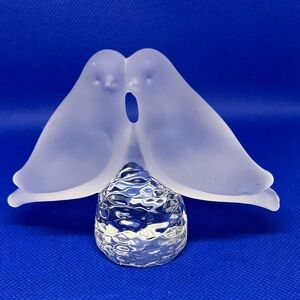 Vintage Reijmyre  Art Glass Kissing Love Birds Crystal paperweight/figure